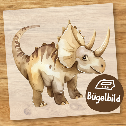 Süßer Triceratops Dinosaurier Bügelbild