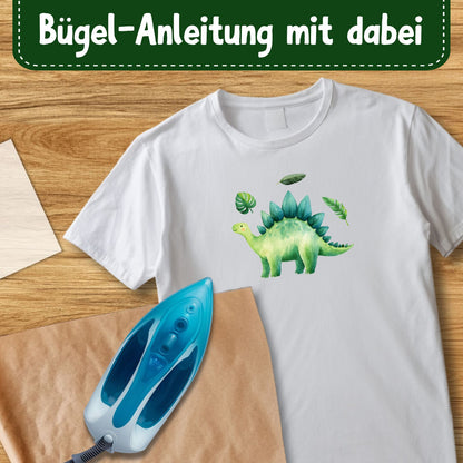 Baby Dino Bügelbild, Mit Dschungelblättern